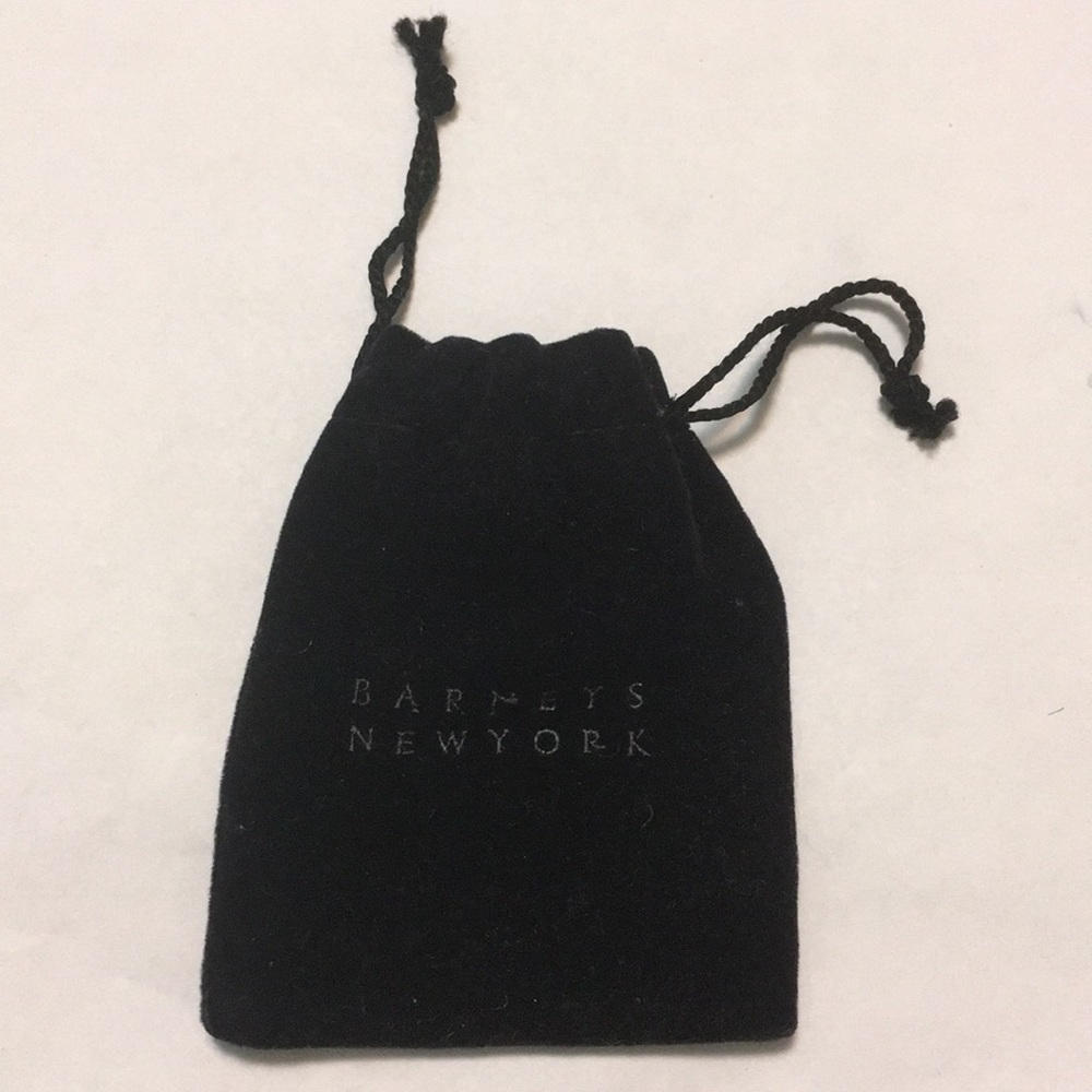 Barneys New York jewelry dust bag Blk velveteen